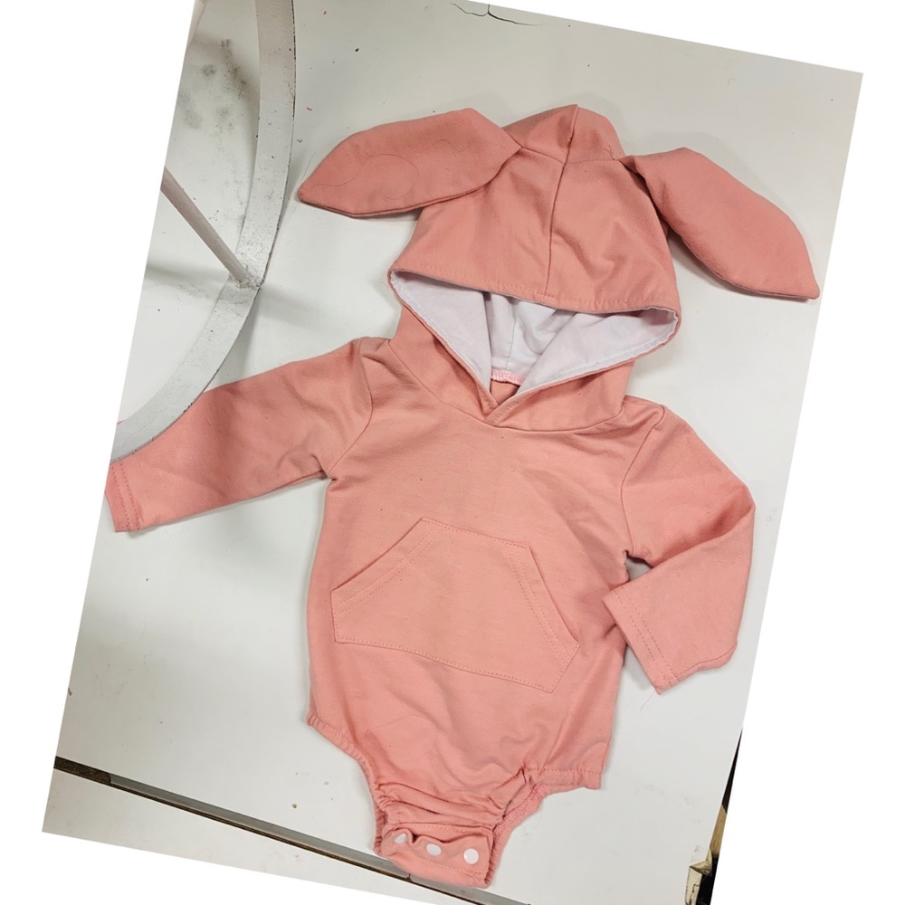 Very adorable bunny 🐰 bodysuit❤️